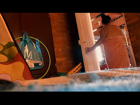 ❤️ Kawuna ya biyo ni a cikin wanka, yana ba ni lokacin da nake wanka. ️❌ Batsa ❌️❤