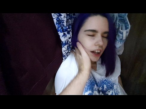 ❤️ Ya sami kanwata a cikin kabad ya taimaka mata ️❌ Batsa ❌️❤